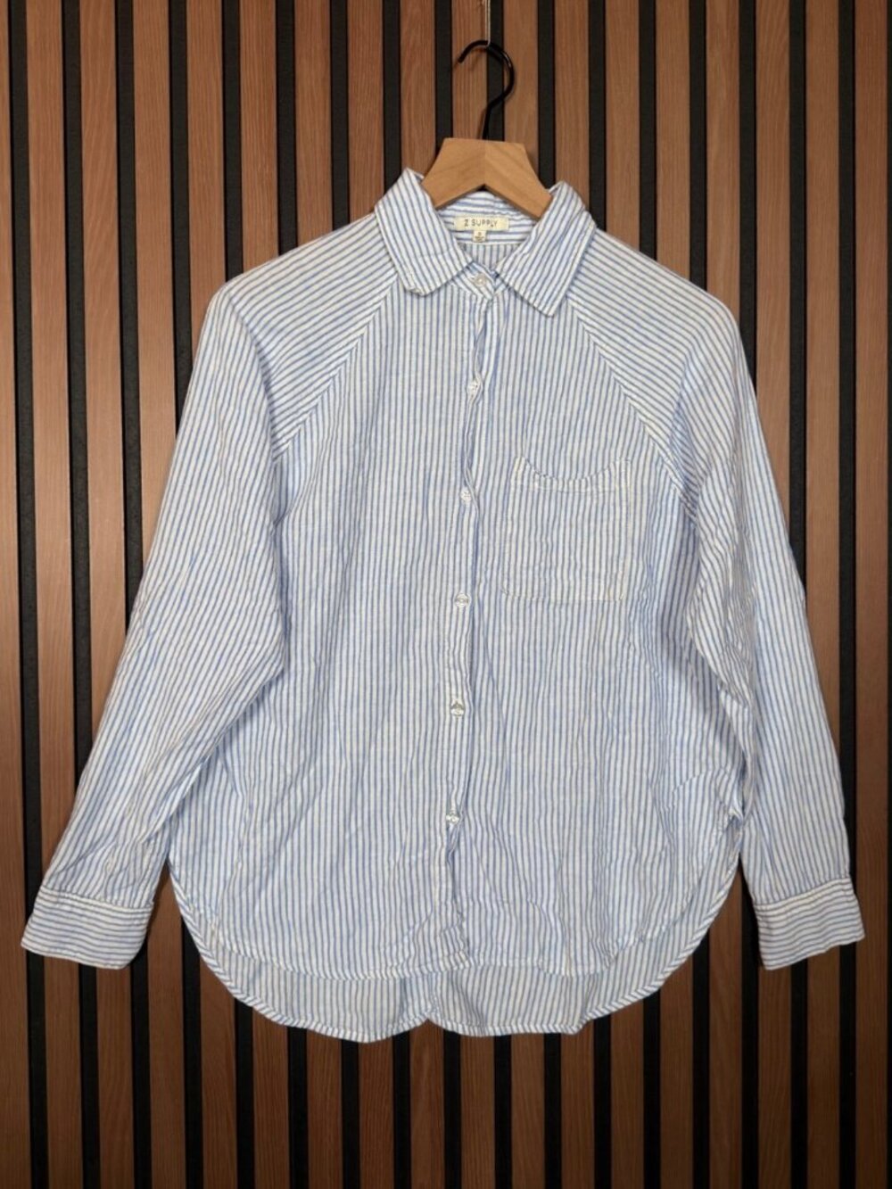 Z Supply Shirt Small Women White Blue Long Sleeve Oversized Button Up Seersucker